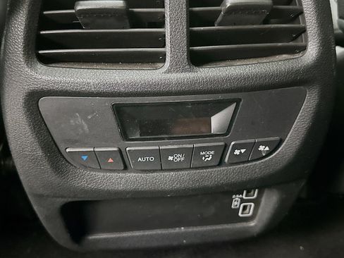 Used 2022 Honda Pilot Special Edition image 27