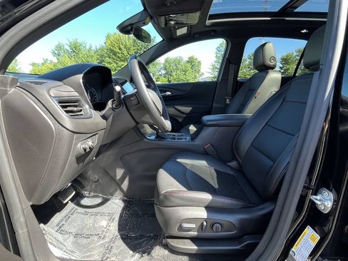 Used 2024 Chevrolet Equinox RS w/ RS Leather Package FWD image 12