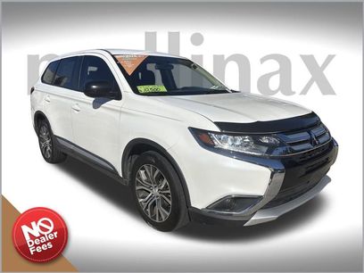 Used 2017 Mitsubishi Outlander ES