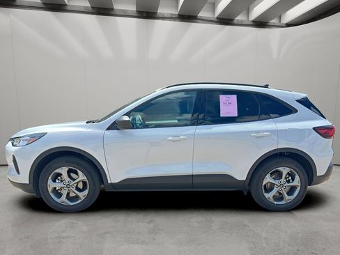 Used 2026 Ford Escape ST-Line AWD/4WD image 6