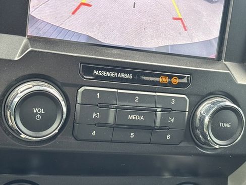 Used 2019 Ford F250 Lariat w/ Lariat Ultimate Package image 39