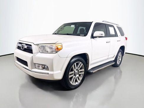 Used 2013 Toyota 4Runner SR5 w/ Convenience Pkg RWD image 3