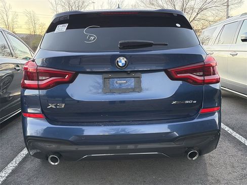 Used 2021 BMW X3 xDrive30e w/ M Sport Package image 5