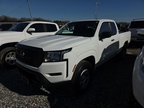 Used 2022 Nissan Frontier S image 1