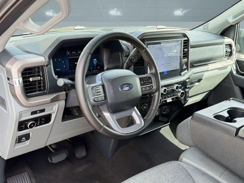 Used 2025 Ford F150 XLT w/ Equipment Group 301A Standard image 4