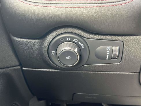 Used 2022 Dodge Durango R/T w/ Blacktop Package image 20