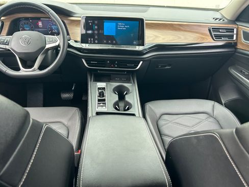 Used 2024 Volkswagen Atlas SE FWD image 20