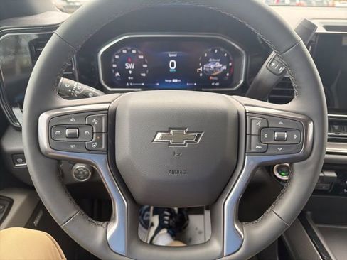 New 2026 Chevrolet Silverado 2500 ZR2 image 24