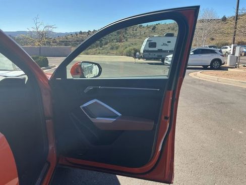 Used 2023 Audi Q3 2.0T Premium Plus image 22