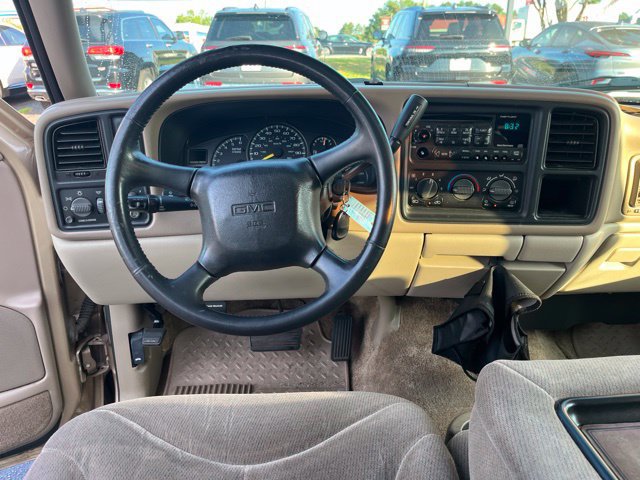 Used 2001 GMC Yukon SLE RWD image 16