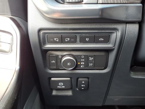 Used 2021 Ford F150 Platinum w/ Equipment Group 701A High AWD/4WD image 27