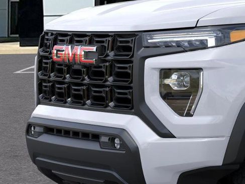 New 2026 GMC Canyon Elevation image 13