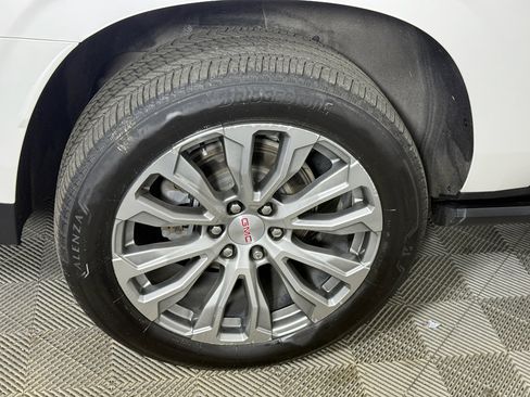 Used 2021 GMC Yukon XL Denali w/ Denali Ultimate Package image 5