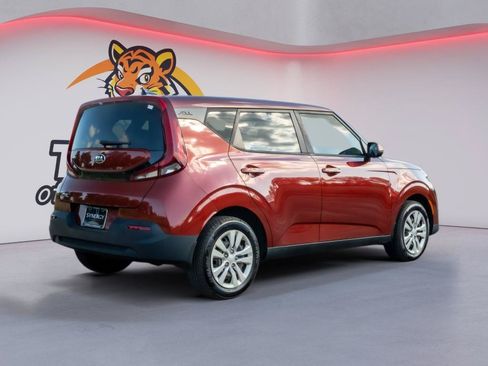 Used 2020 Kia Soul LX FWD image 5