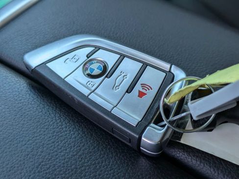Used 2021 BMW X7 xDrive40i w/ Premium Package 2 AWD/4WD image 33