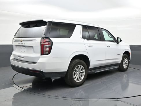 Used 2024 Chevrolet Tahoe LS RWD image 5