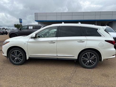 Used 2020 INFINITI QX60 Luxe w/ Sensory Package AWD/4WD image 9