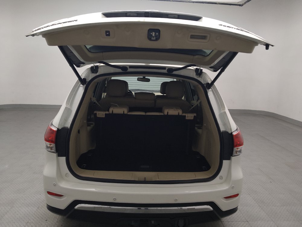 Used 2016 Nissan Pathfinder Platinum FWD image 29