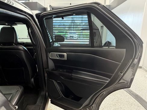 Used 2020 Ford Explorer Limited w/ Class III Trailer Tow Package AWD/4WD image 25