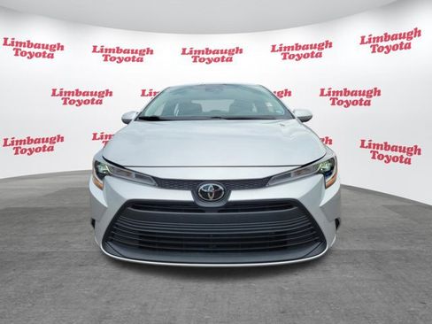 Used 2024 Toyota Corolla LE FWD image 16
