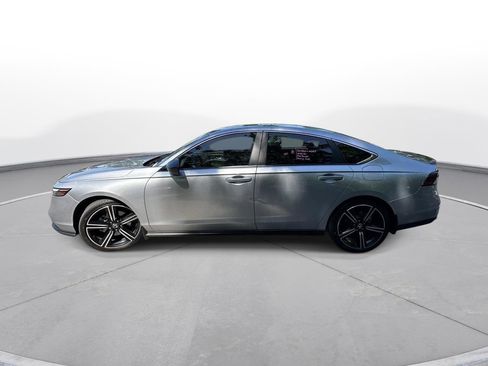 Used 2024 Honda Accord Sport image 9