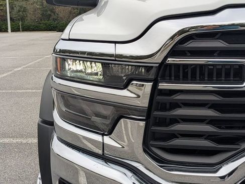 New 2026 RAM 5500 Tradesman AWD/4WD image 10