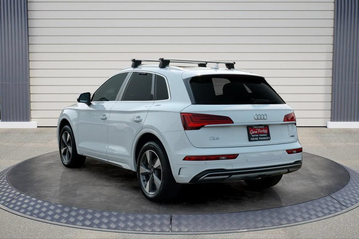 Used 2023 Audi Q5 2.0T Premium w/ Convenience Package AWD/4WD image 5