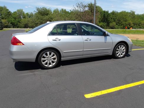 Used 2007 Honda Accord EX image 11