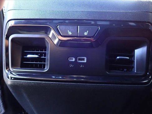 Used 2025 GMC Sierra 2500 AT4 w/ AT4 Premium Plus Package AWD/4WD image 11