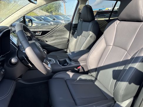 New 2025 Subaru Outback Limited image 28
