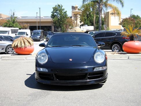 Used 2008 Porsche 911 Carrera S image 15