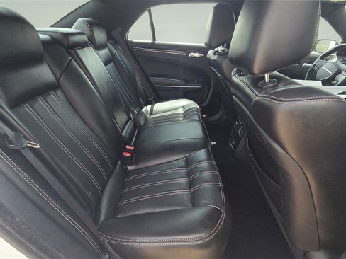 Used 2021 Chrysler 300 S image 11