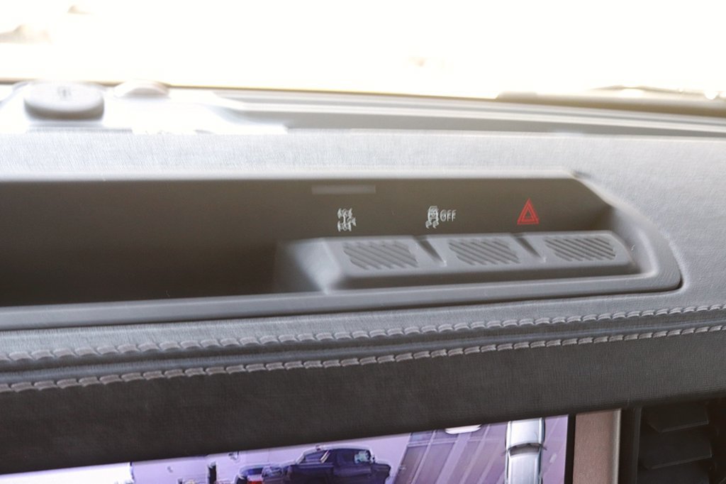 Used 2025 Ford Bronco Outer Banks AWD/4WD image 27