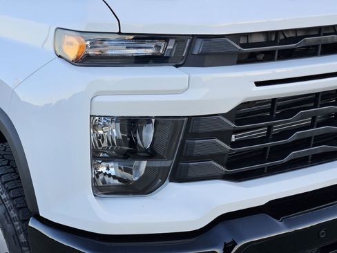 New 2026 Chevrolet Silverado 2500 Custom w/ Custom Value Package image 8