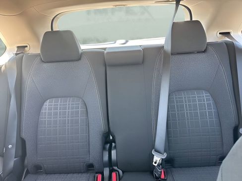 Used 2025 Honda HR-V LX image 9