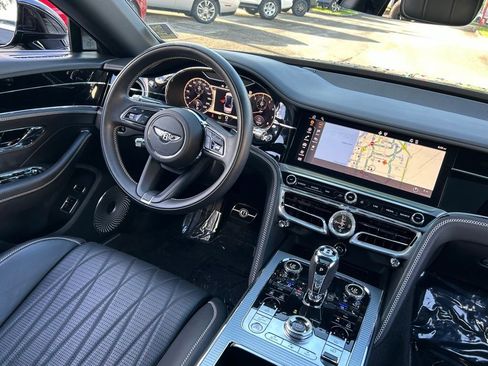 Used 2021 Bentley Flying Spur V8 image 9