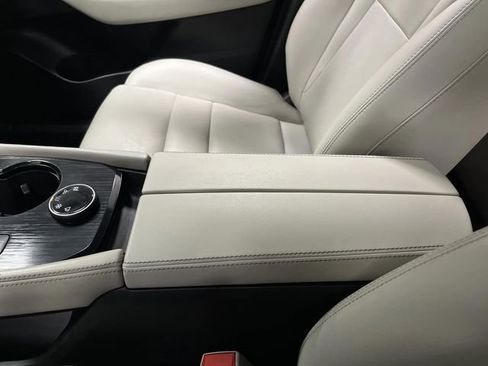 Used 2023 Nissan Rogue SL w/ SL Premium Package image 22