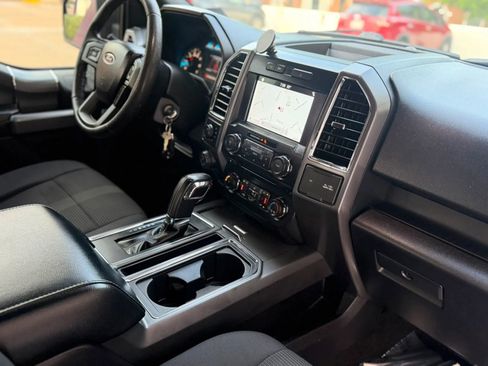 Used 2016 Ford F150 XLT AWD/4WD image 24