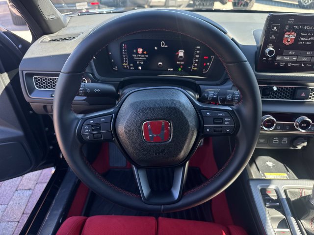 Certified 2026 Honda Civic Type R image 15
