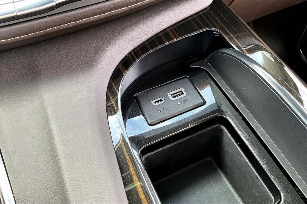 Used 2023 Cadillac Escalade Sport w/ LPO, ONYX Package AWD/4WD image 26