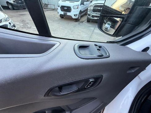 Used 2023 Ford Transit 350 XLT RWD image 18