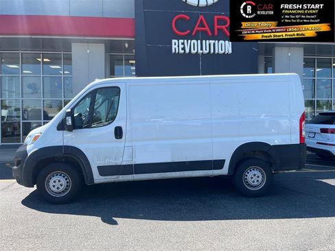 Used 2025 RAM ProMaster 2500 w/ Convenience Group FWD image 5