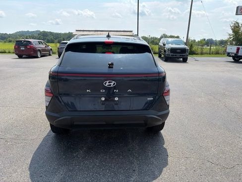 Used 2025 Hyundai Kona SEL AWD/4WD image 5
