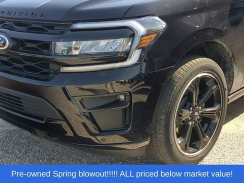 Used 2023 Ford Expedition Max Limited AWD/4WD image 7