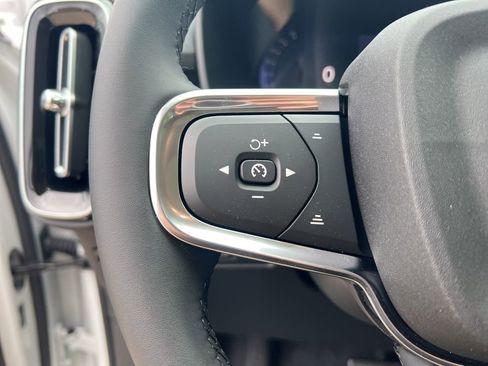 New 2026 Volvo XC40 B5 Plus w/ Protection Package Premier AWD/4WD image 17