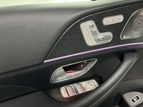 Used 2023 Mercedes-Benz GLS 450 4MATIC image 24