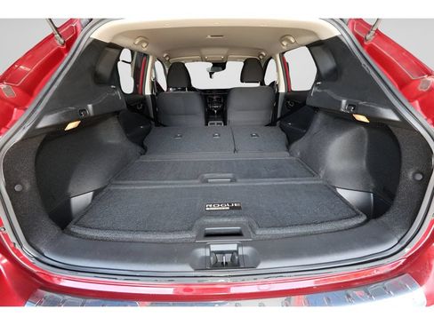 Used 2019 Nissan Rogue Sport SV FWD image 18