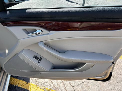 Used 2013 Cadillac CTS Luxury AWD/4WD image 27
