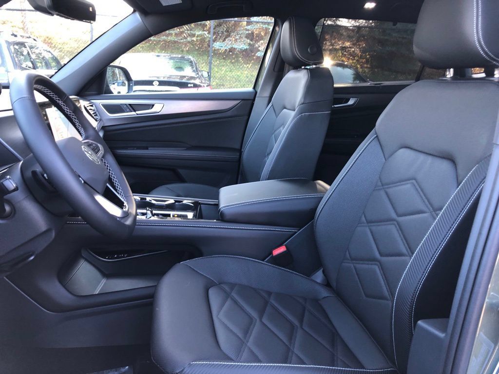 Used 2026 Volkswagen Atlas Cross Sport SE w/ Panoramic Sunroof Package AWD/4WD image 27