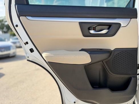 Used 2020 Honda CR-V LX image 19